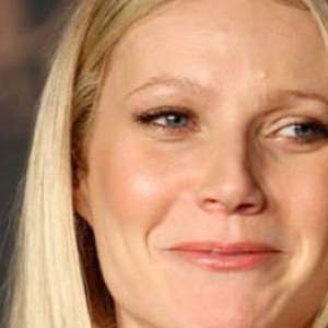 Gwyneth Paltrow, Brad Pitt Terbaik!