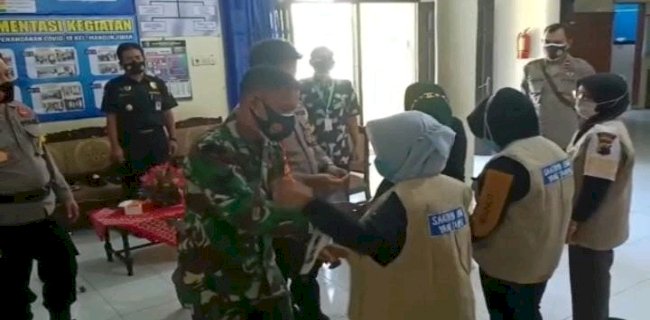 Polres Demak mengukuhkan emak-emak anggota Satgas Covid-19/RMOLJateng