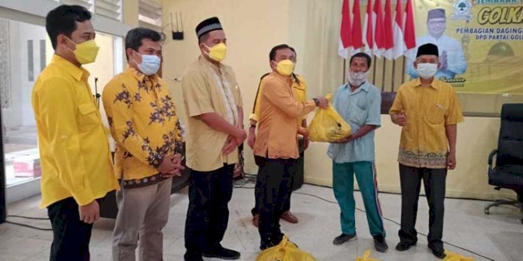 DPD Partai Golkar menyembelih enam ekor sapi dalam perayaan Idul Adha. RMOL Jateng