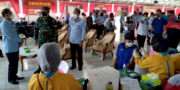 Vaksinasi massal di Lembaga Pemasyarakatan Klas I Semarang. RMOL Jateng 