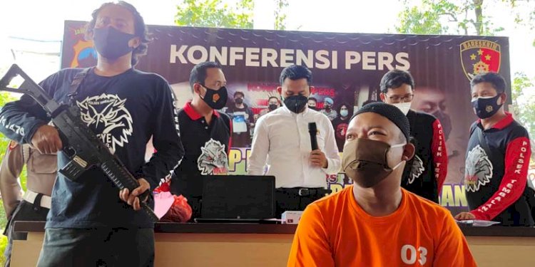 Reskrim Polsek Tembalang berhasil tangkap pelaku penganiayaan di Semarang. RMOL Jateng 