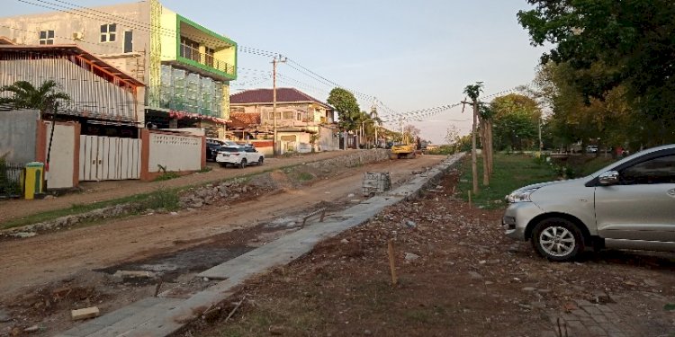 Progres pembangunan Jalan Sriwijaya Kota Semarang