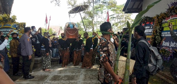 Suasana pemakaman KGPAA Mangkunegara IX yang dilakukan secara tertutup/RMOLJateng