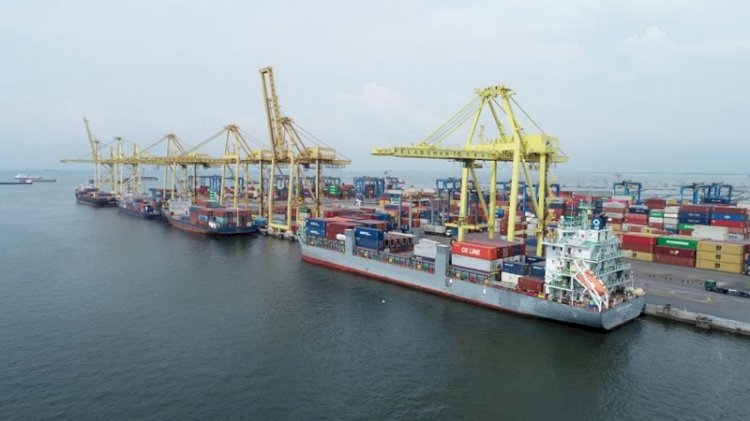 Terminal Peti Kemas Semarang (TPKS) Pelindo III di Pelabuhan Tanjung Emas Semarang. Foto-foto: dok Pelindo III Regional Jateng 