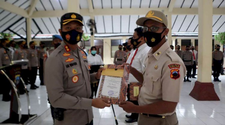 Kegiatan Sosialisasi Penyusunan LPPD dan LKPJ tahun 2021 di Ruang Plumpungan, Gedung Setda Lantai IV, Senin (22/11). 