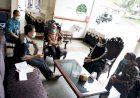 Bersandal Jepit, Wali Kota Salatiga Terima Perwakilan Panitia 1001 Pendaki Tanam Pohon