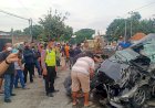Diduga Rem Blong, Truk Sasak 6 Kendaraan di Jalan Perintis Kemerdekaan
