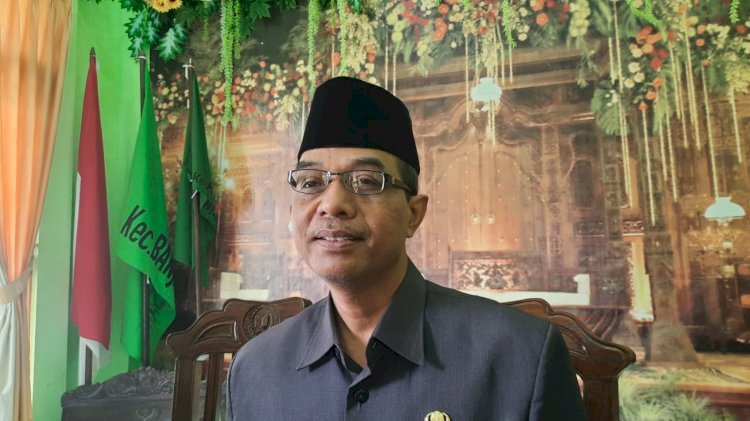 Kepala KUA Banjarsari, Solo, Arba'in Basyar. RMOL Jateng