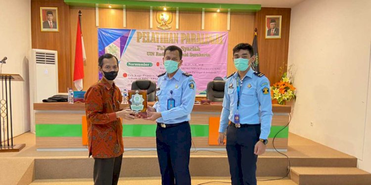 Bidang Hukum Kemenkumham Jateng saat gencar memberikan informasi terkait Instrumen Hukum Paralegal dalam Pelaksanaan Bantuan Hukum di Indonesia, di Fakultas Syariah IAIN Raden Mas Said Surakarta. RMOL Jateng