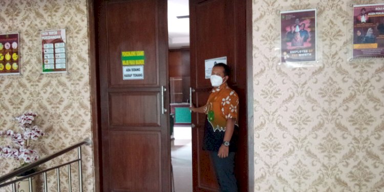 Sidang mediasi perkaran gugatan pedagang bakso kepada Pemkab Magelang berlangsung tertutup. 