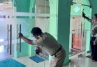 Satlantas Polres Karanganyar Gelar Baksos Religi Bersihkan Tempat Ibadah