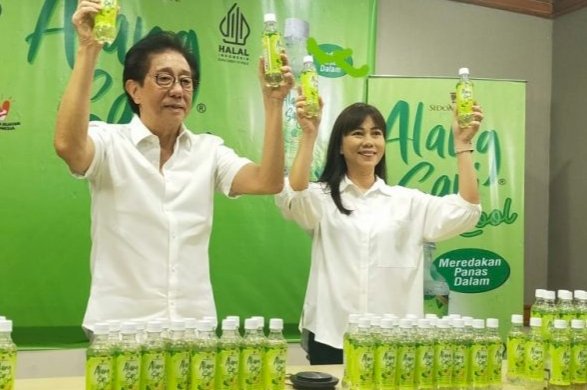 Direktur Sido Muncul Irwan Hidayat saat peluncuran produk Ready to Drink Alansari Cool/ist