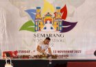 Anjasmara Ajak Ratusan Orang Yoga Bersama di Kelenteng Sam Poo Kong