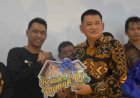PUDAM Tirta Lawu Karanganyar Bedah Tiga  Rumah Tak Layak Huni
