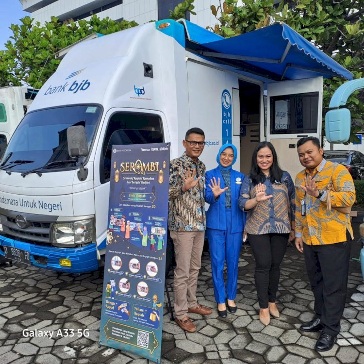 Fasilitas penukaran uang yang disediakan bank bjb Cabang Semarang. foto: dok. bjb