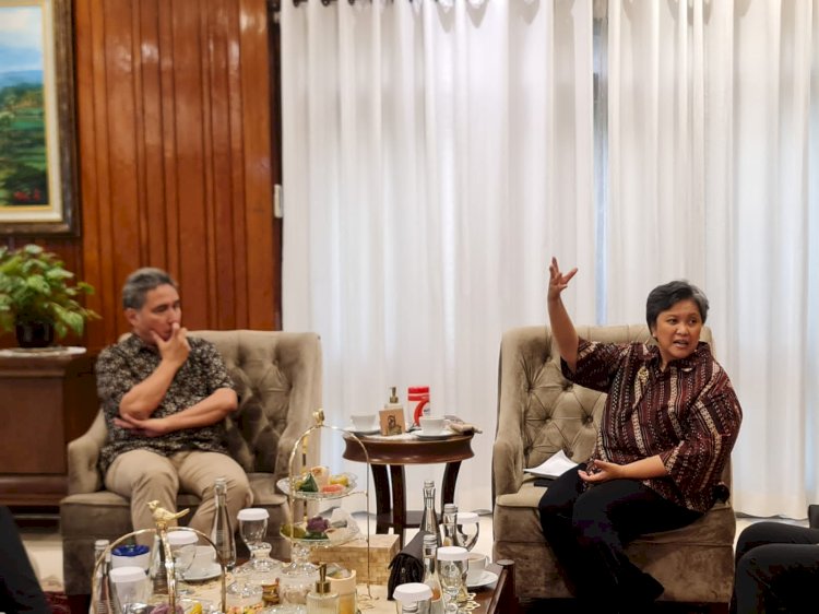 Wakil Ketua MPR RI Lestari Moerdijat (kanan).