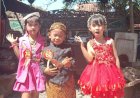 Puluhan Model Cilik Berlaga di Runway Dalem Notoberatan