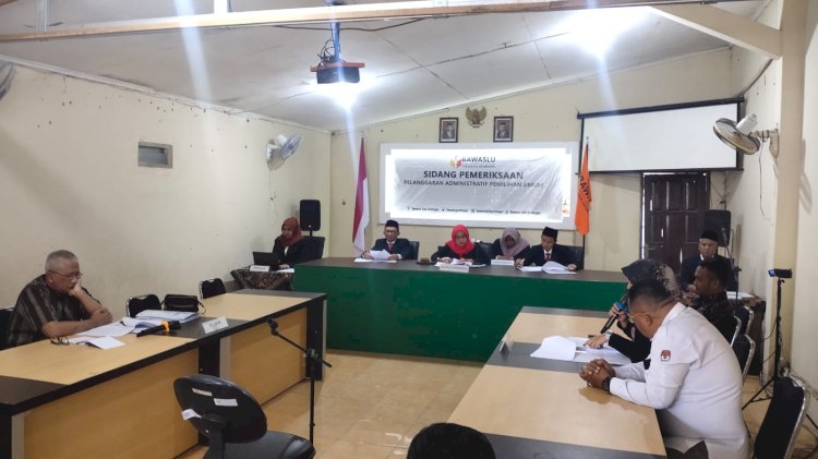 Suasana persidangan di Bawaslu Kabupaten Grobogan, MPP DPD PAN Versus KPU Grobogan, Senin (4/9). 