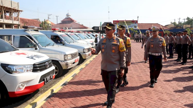 Pelatihan bagi  pengemudi mobil ambulans  se-Kabupaten Jepara, di Mapolres Jepara.