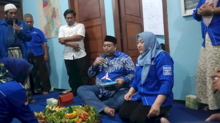 Ketua DPC Partai Demokrat Pati Joni Kurnianto usai doa bersama, Jumat (8/9).