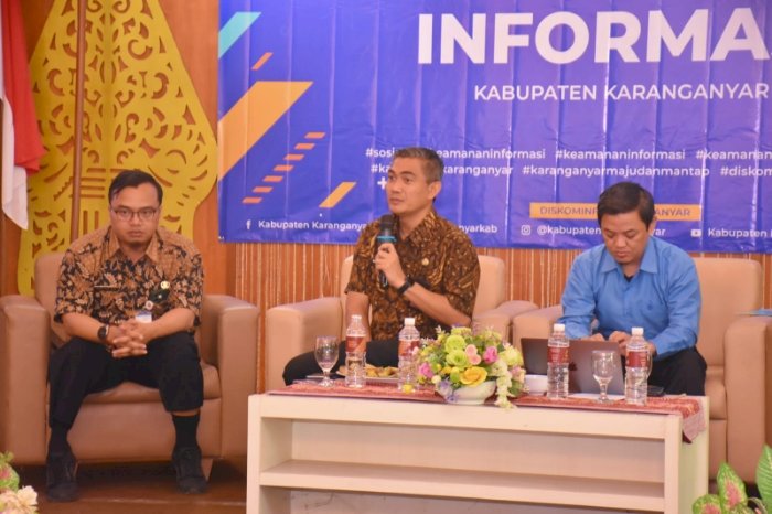 Sekda Karanganyar Timotius Suryadi saat memberikan paparan dalam acara Sosialisasi Keamanan Informasi