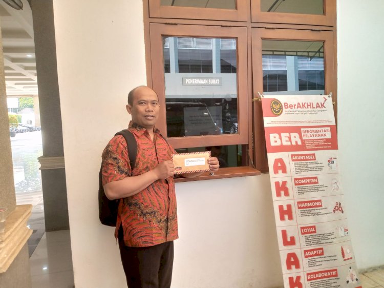 Korban dugaan mafia tanah, Sri Budiyono asal Blora saat mengadu ke Kemenpolhukam Republik Indonesia (RI)