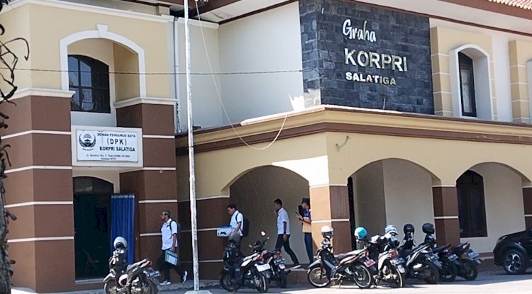 Sejumlah penyidik Ditreskrimum Polda Jateng hari ini melanjutkan pemeriksaan terhadap 31 orang dalam kasus Perumahan KORPRI Salatiga.