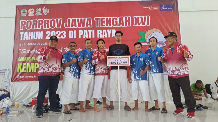 Kontingen Porprov Kota Magelang saat meraih medali di ajang tersebut. 