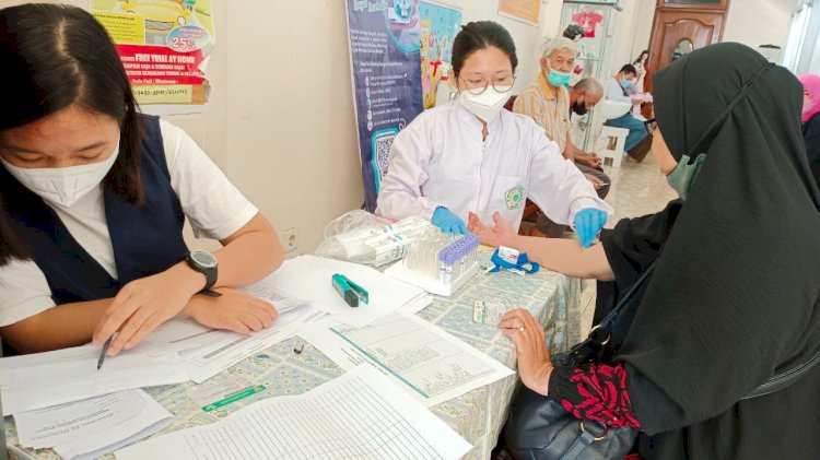 Masyarakat dapat memanfaatkan Program JKN untuk pemeriksaan skrining kanker serviks. 