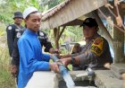 Warga Pringapus Dibantu 800 Liter Air Bersih dari Polres Semarang