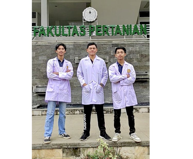 Tiga mahasiswa Unsoed Purwokerto yang meneliti daun Binahong dan Beluntas sebagai biopestisida yang digunakan untuk mengatasi ulat Grayak dan belalang.