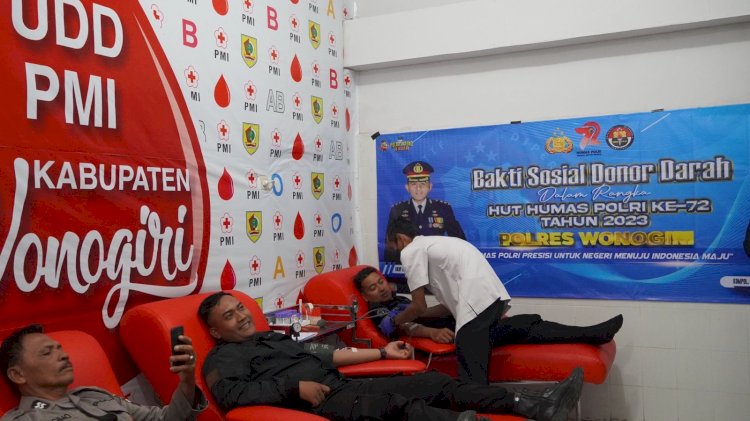 Bakti sosial donor darah jelang peringatan HUT ke-72 Humas Polri, Senin (2/10). RMOL Jateng