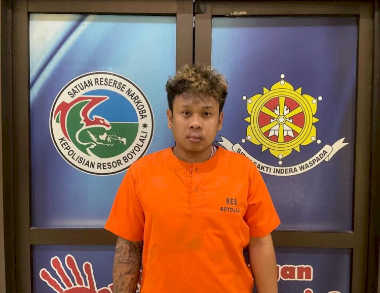 FK saat diamankan petugas Sat Natkoba Polres Boyolali. 