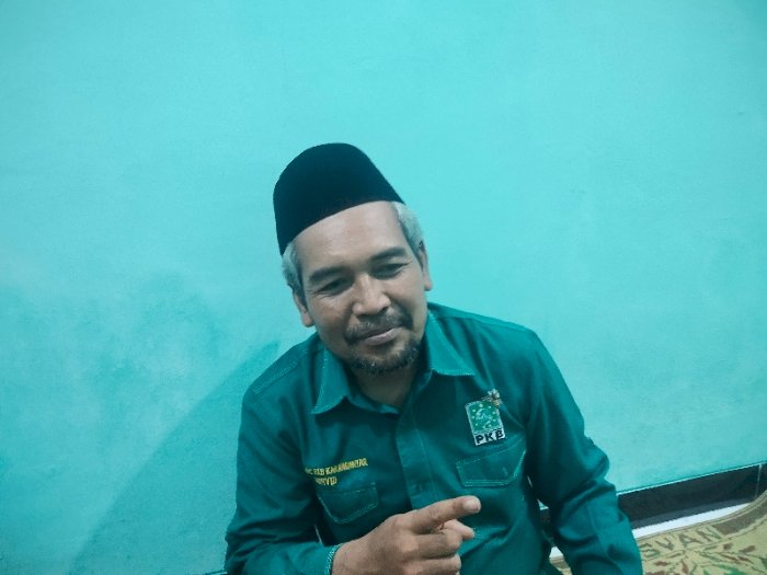 Ketua DPC PKB Karanganyar, Sulaiman Rosyid