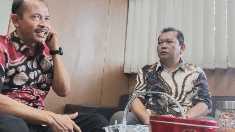 Direktur Utama PDAM Kota Salatiga Samino saat menerima kunjungan RMOL Jateng, Selasa (14/11). RMOL Jateng
