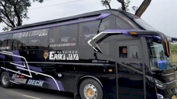 Bus Pariwisata terancam gagal ke WBL karena macet di Pantura Pati. RMOL Jateng