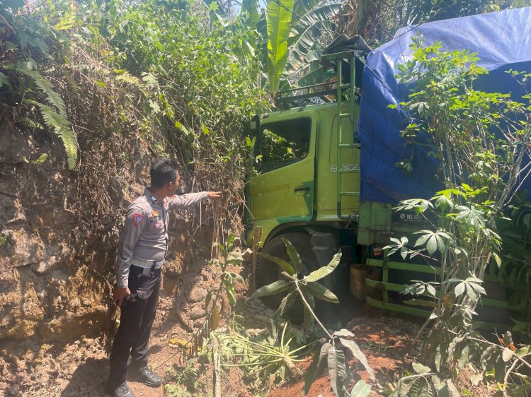 Lokasi kecelakaan truk gandeng di Kecamatan Gringsing, Kabupaten Batang