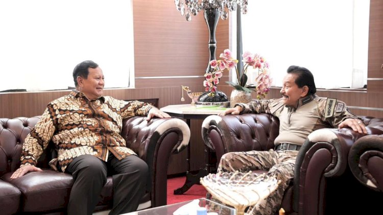 Hendropriyono bersama Prabowo Subianto 