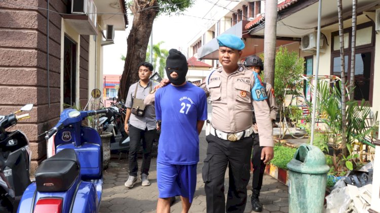 R (21) pelaku penusukan sang pacar R (21) warga Jepara.  