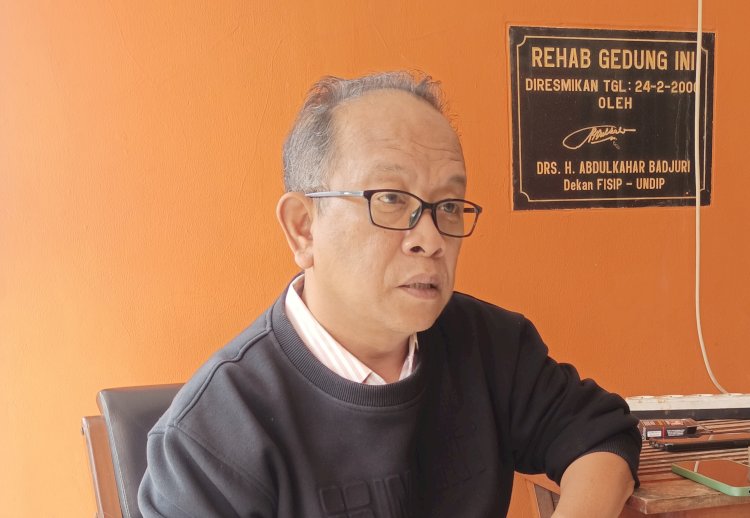 Pengamat politik Undip Nur Hidayat Sardini. 