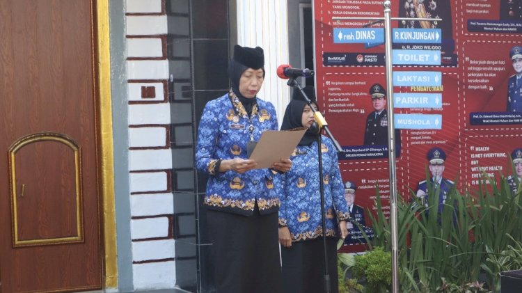 Seluruh petugas Upacara Peringatan Hari Ibu (PHI) ke-95 di lingkungan Rutan Kelas IIB Salatiga adalah perempuan, Jumat (22/12). RMOL Jateng