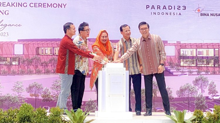 Wali Kota Semarang Hevearita Gunaryanti Rahayu bersama petinggi Paradise Indonesia meresmikan dimulainya pembangunan Mall 23 Semarang, belum lama ini. RMOL Jateng