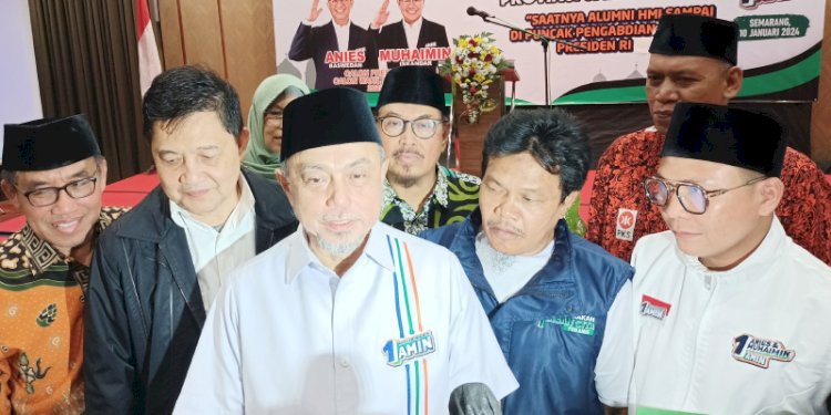 Kepala Deputi Saksi dan Organisasi Timnas AMIN Tamsil Linrung saat menghadiri Deklarasi dan Pelantikan Majelis Wilayah Pergerakan Insan Cita for AMIN Provinsi Jawa Tengah berlangsung di Hotel Grasia Semarang Rabu (10/1). RMOL Jateng