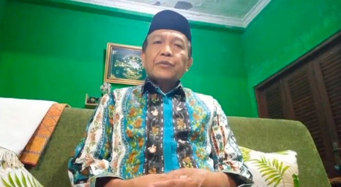 KH Khuzaini Hasan Ketua FKUB Karanganyar (26/1) malam. Foto: RMOLJateng