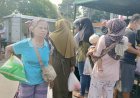 Gerakan Pangan Murah: Warga Batang Antre Sembako Murah Dari Pemda Dan Bulog