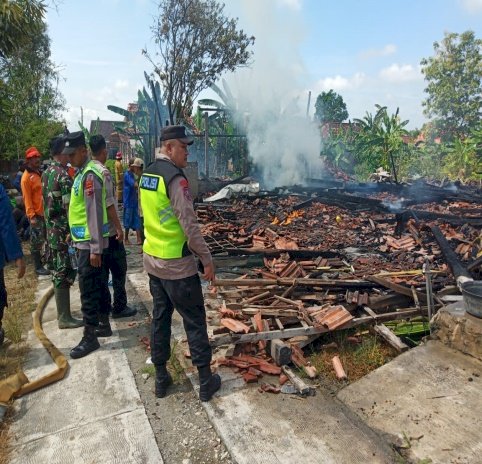 Tangkapan layar saat kebakaran terjadi, Kamis (1/2) siang. Rubadi/Dok.RMOLJateng