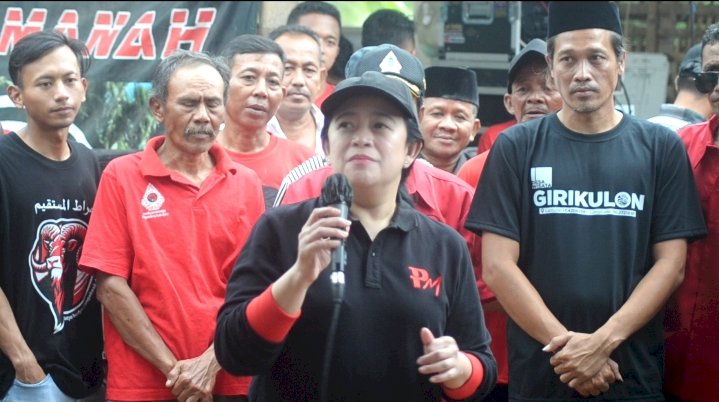 Puan Maharani tengah berdialog dengan peternak domba di Girikulon, Secang, Magelang. istimewa