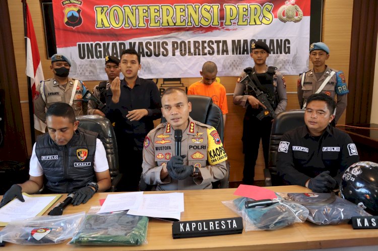 Kapolresta Magelang Kombes Pol Mustofa memberikan keterangan di depan awak media. (Tri Budi H/Dok.RMOLJateng)