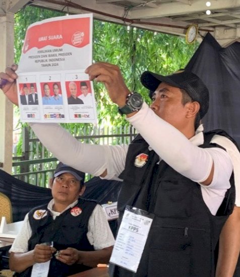 Panwas yang bertugas lakukan pengawasan Pemilu 2024 banyak yang mengalami kendala menggunakan aplikasi Siwaslu untuk pengawasan. Dicky Aditya/Dok.RMOLJateng