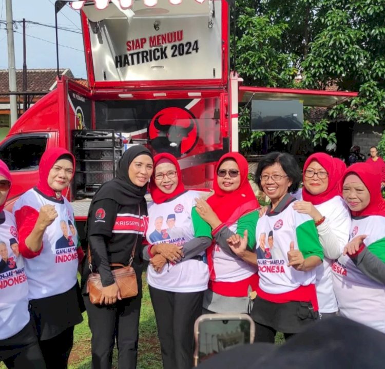 Krisseptiana Atau Tia Hendi, Istri Hendrar Prihadi, Mantan Wali Kota Semarang, Kini Tinggal Selangkah Untuk Mendapatkan Satu Kursi DPRD Provinsi Jawa Tengah. Foto: Dicky A Wijaya/RMOLJateng